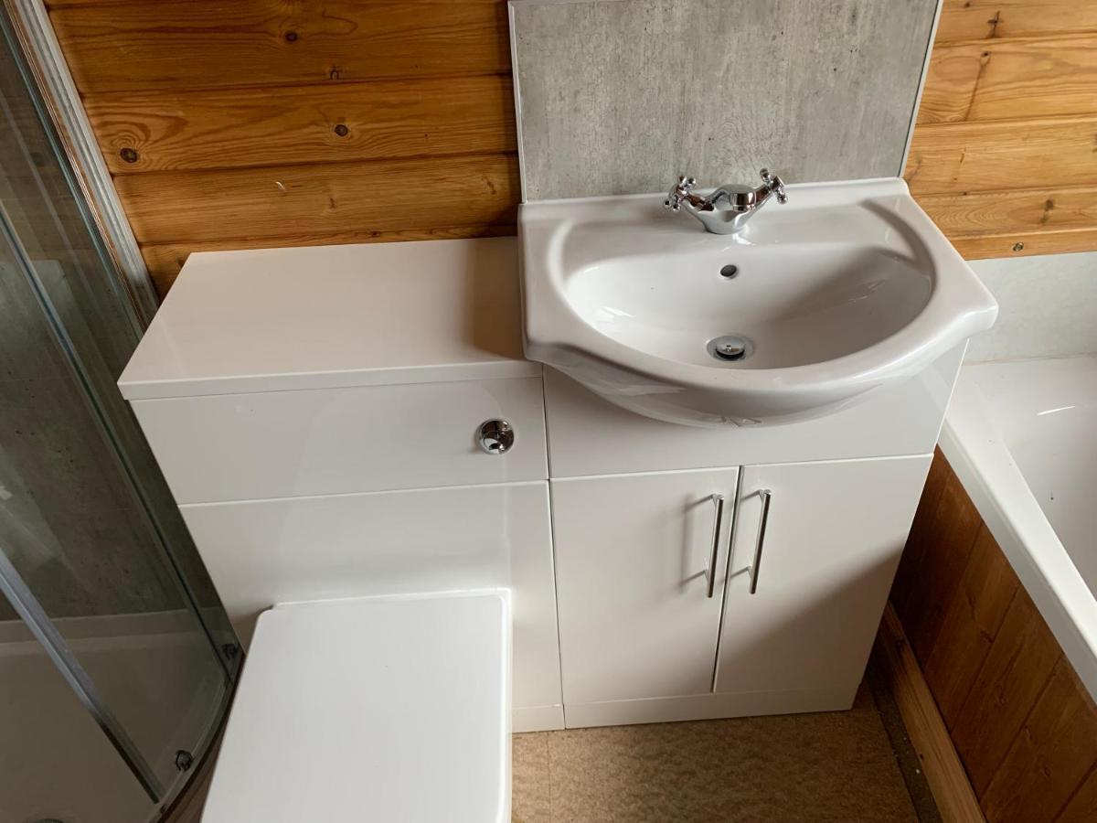 Immaculate 3-Bed Lodge In Hawick Luaran gambar